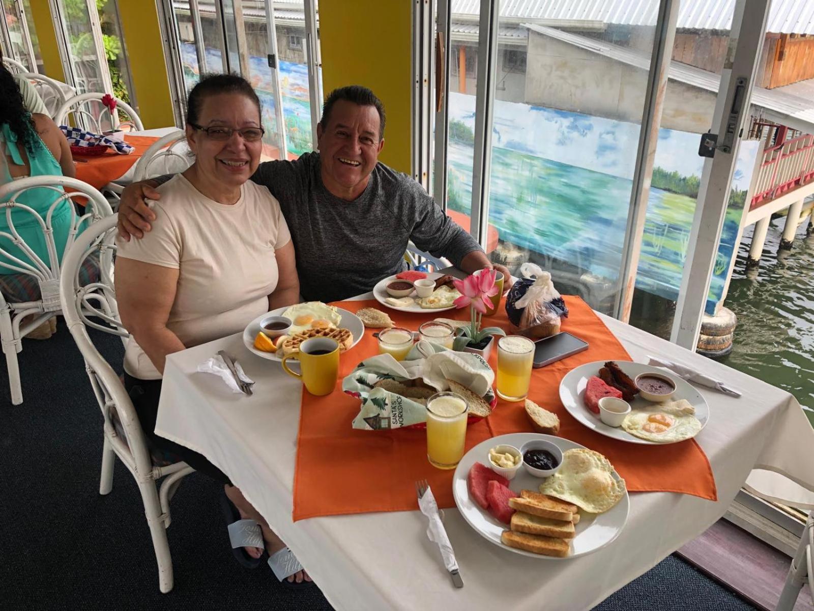 Hotel El Delfin Lívingston المظهر الخارجي الصورة