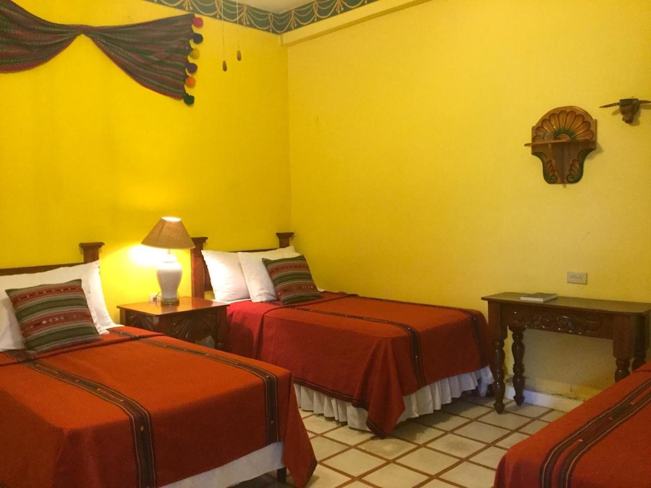 Hotel El Delfin Lívingston المظهر الخارجي الصورة