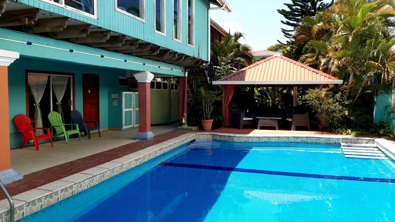 Hotel El Delfin Lívingston المظهر الخارجي الصورة